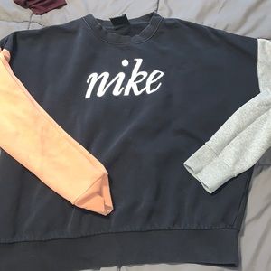 Color block Nike crewneck sweatshirt